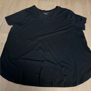 Ava & Viv Women's Classic Black Short Sleeve Tee